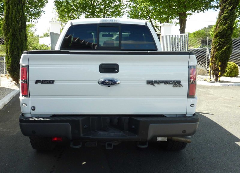 Ford F150 Raptor blanc