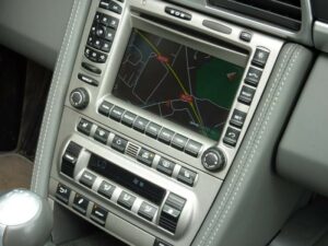 La 911 bénéficie d'un intérieur high tech et confortable