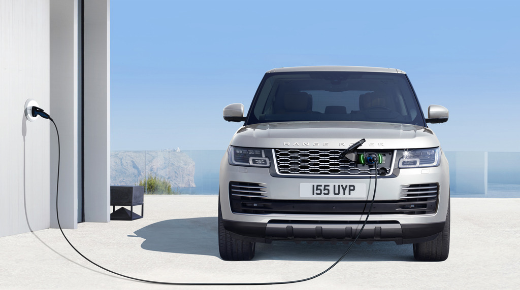 Le Ranger Rover 2018 s'offre pour la première fois un moteur hybride