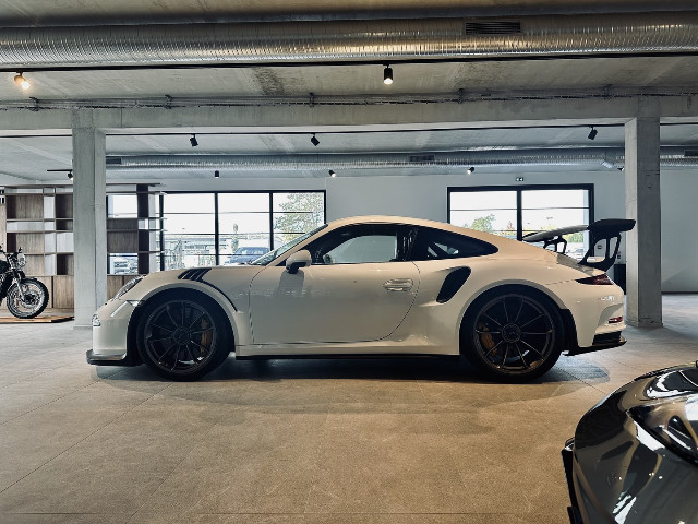 Véhicule PORSCHE 911 (991) à vendre