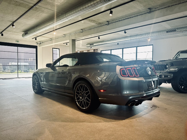 Véhicule FORD MUSTANG à vendre