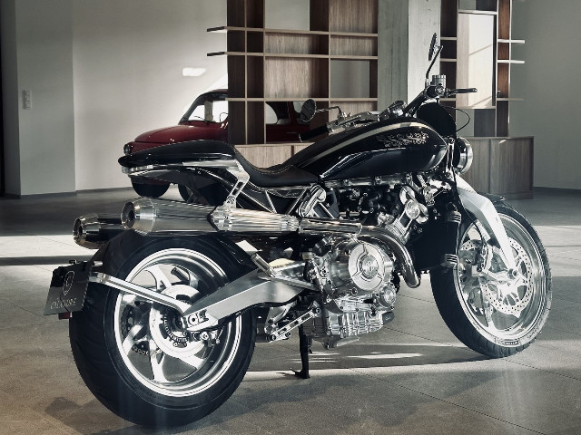 Véhicule BROUGH SUPERIOR LAURENCE ULTIMATE à vendre