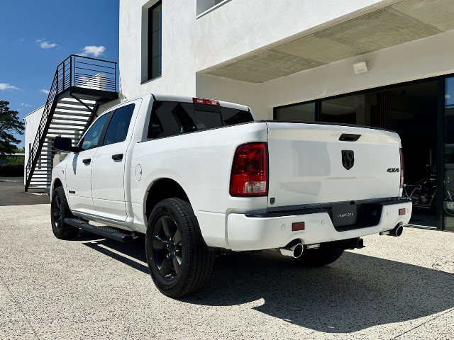 Véhicule DODGE RAM 1500  CREW CAB 5.7 V8 à vendre