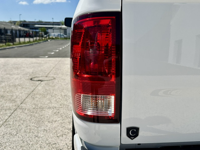 Véhicule DODGE RAM 1500  CREW CAB 5.7 V8 à vendre