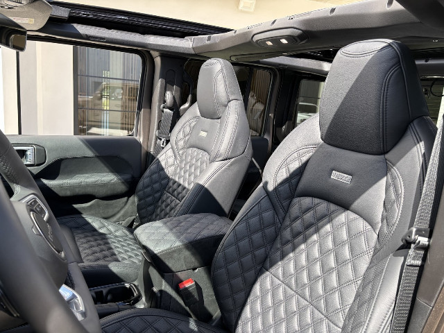 Véhicule JEEP WRANGLER à vendre