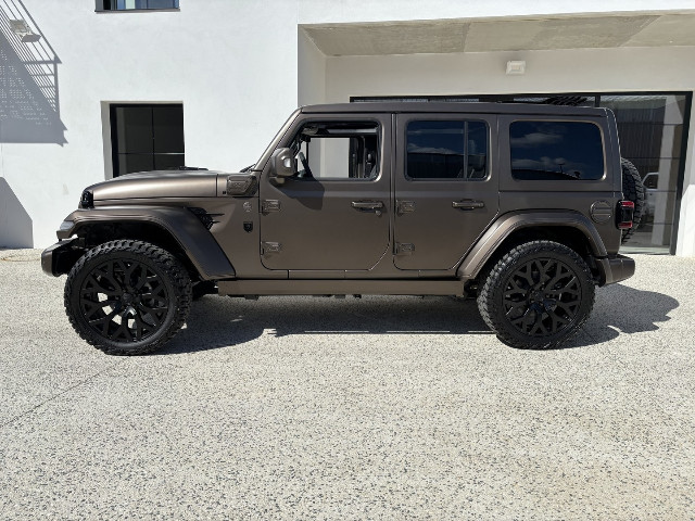 Véhicule JEEP WRANGLER à vendre