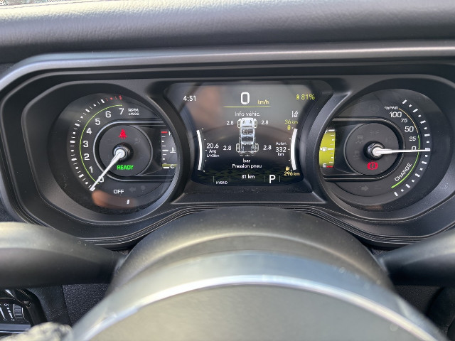 Véhicule JEEP WRANGLER à vendre