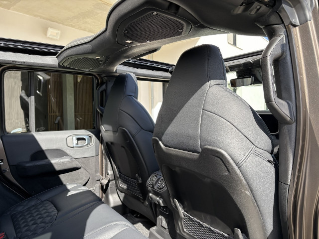 Véhicule JEEP WRANGLER à vendre