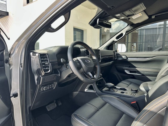 Véhicule FORD RANGER à vendre