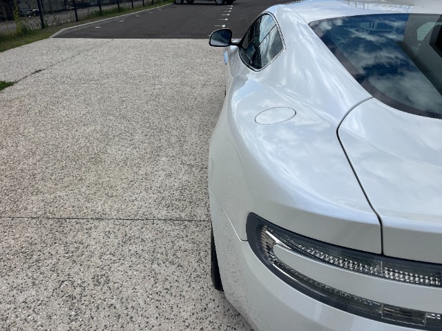 Véhicule ASTON MARTIN VIRAGE à vendre