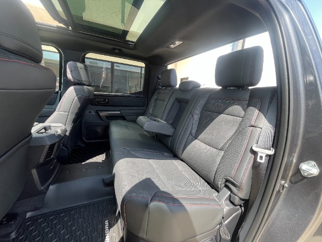 Véhicule TOYOTA TUNDRA à vendre